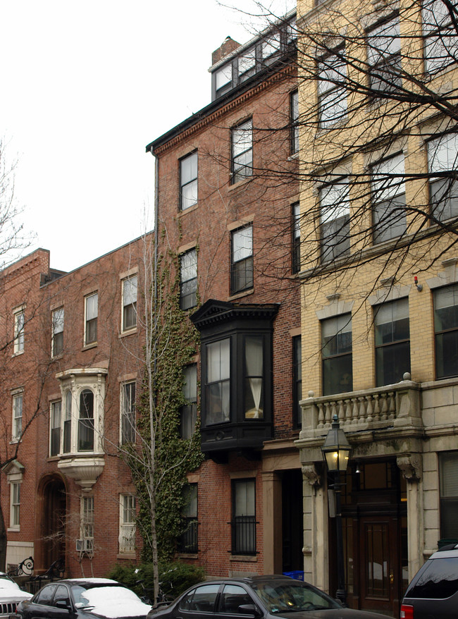 12 Hancock St in Boston, MA - Foto de edificio - Building Photo