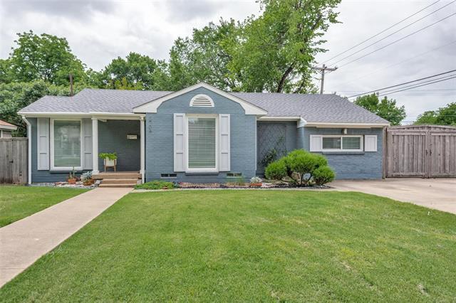 property at 3704 Park Ln
