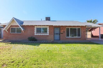 8513 E Mariposa Dr in Scottsdale, AZ - Building Photo - Building Photo