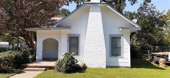 901 Blandin St in Fort Worth, TX - Building Photo