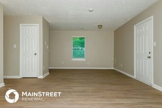 35 Pinecone Ct in Mcdonough, GA - Foto de edificio - Building Photo