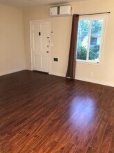 304 E Valencia Ave, Unit A in Burbank, CA - Building Photo - Building Photo