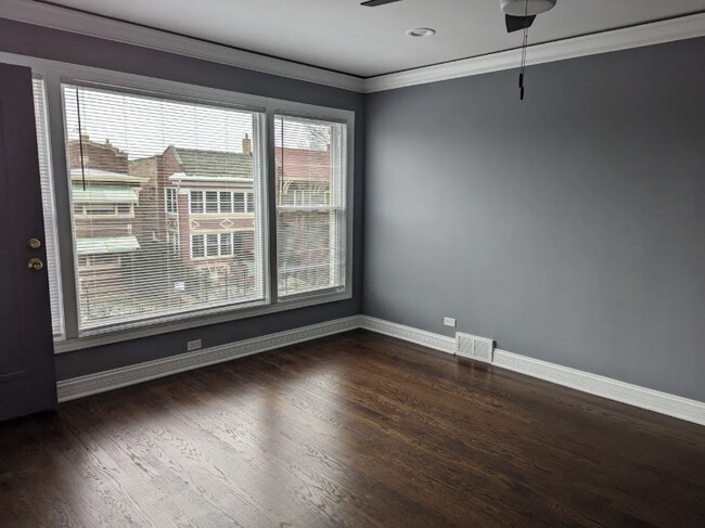 7946 S Peoria St in Chicago, IL - Building Photo - Building Photo