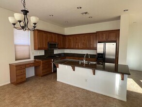 42375 Warner Trail in Palm Desert, CA - Building Photo - Building Photo