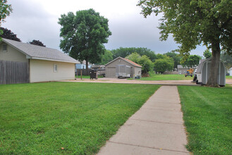 624 Henry Ave, Unit .75 in Brookings, SD - Building Photo - Building Photo