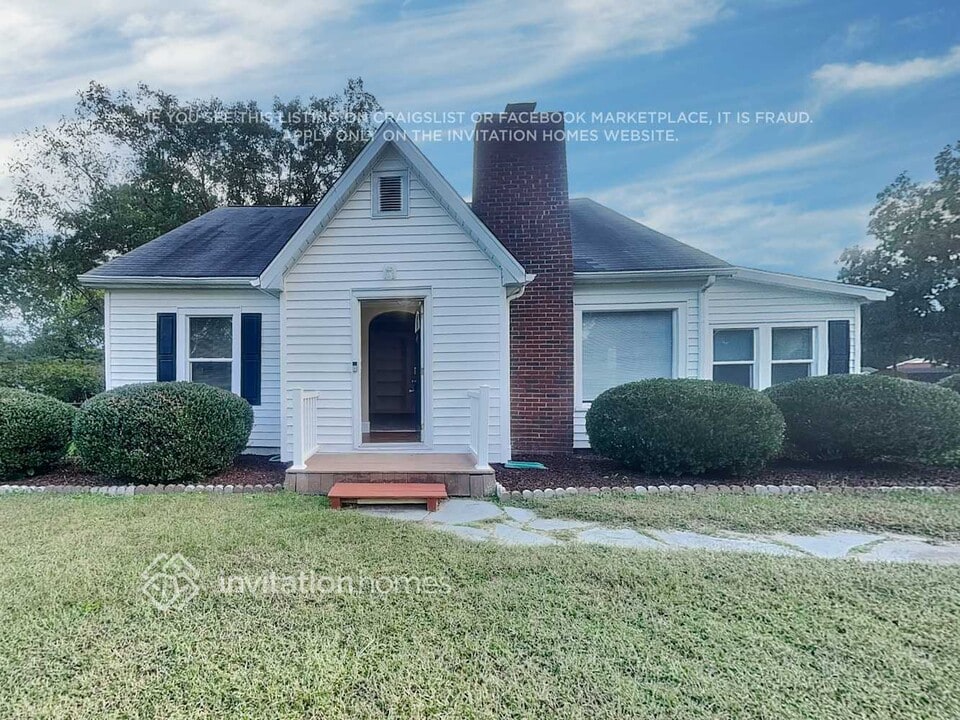 2200 Centergrove Rd in Kannapolis, NC - Building Photo