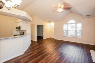 5744 Heron Point Pl SW in Concord, NC - Foto de edificio - Building Photo