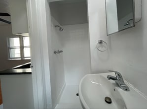 1617 Normandie Ave in Los Angeles, CA - Building Photo - Building Photo