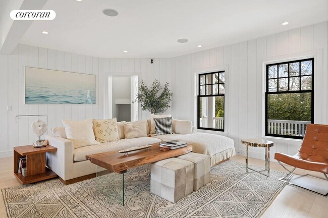 173 Bay St in Sag Harbor, NY - Building Photo - Building Photo