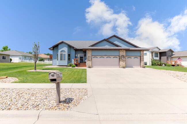 property at 2423 Smith Ave