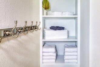 2250 Proctor Rd in Sarasota, FL - Building Photo - Building Photo