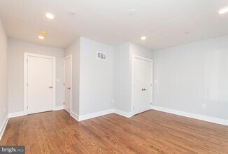 812 N Uber St in Philadelphia, PA - Building Photo - Building Photo