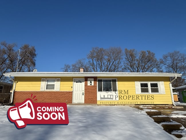 property at 806 Maumee Dr