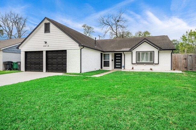 10818 Hillcroft Ave in Houston, TX - Building Photo - Building Photo