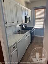 463-465-465 Sawyer St in New Bedford, MA - Building Photo