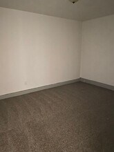 1143 St Rose Ln in Sauget, IL - Building Photo - Building Photo