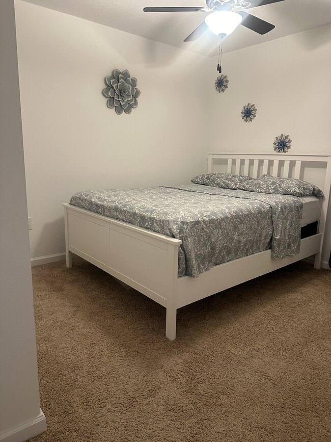 property at 3421 Yarian Dr