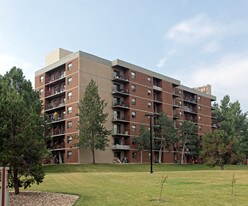 Amity Plaza Senior Housing in Littleton, CO - Building Photo