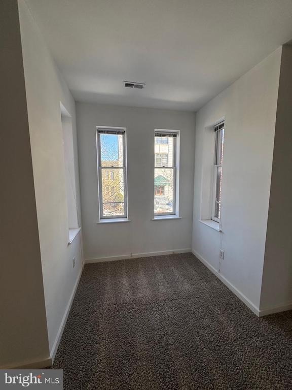 526 8th St NE in Washington, DC - Building Photo - Building Photo