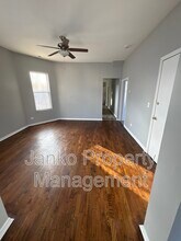 7314 S Kenwood Ave in Chicago, IL - Building Photo - Building Photo