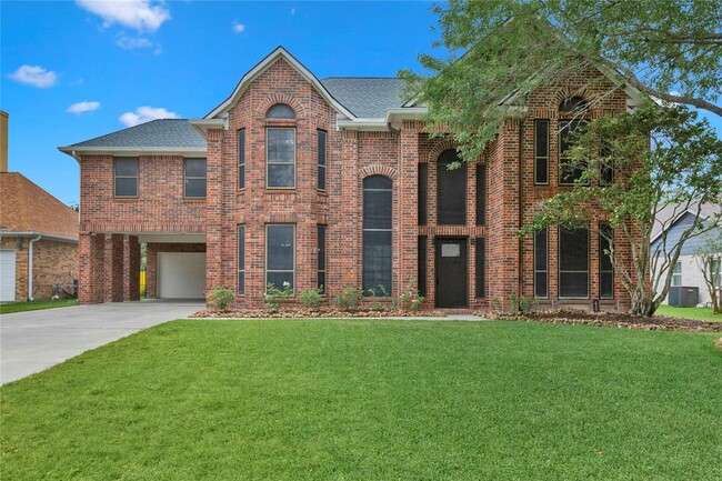 25823 Lake Lawn Dr in Spring, TX - Building Photo - Building Photo
