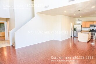 396 E Bradstock Way in San Tan Valley, AZ - Foto de edificio - Building Photo