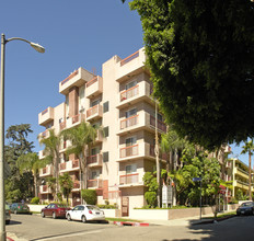 Casa El Cerrito in Los Angeles, CA - Building Photo - Building Photo