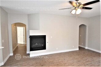 8121 Indigo Gully Ct in Las Vegas, NV - Building Photo - Building Photo