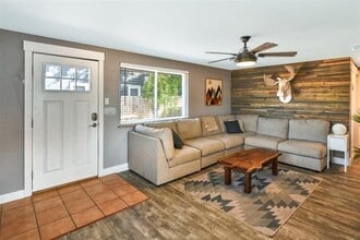 1544 W Nevada Pl in Denver, CO - Building Photo - Building Photo