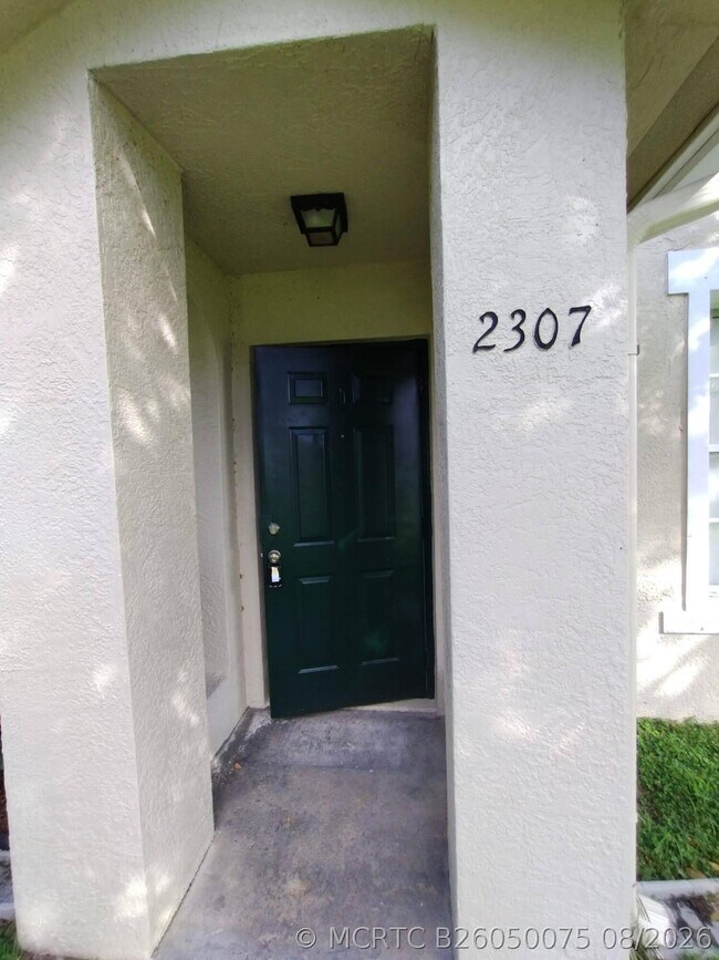 property at 2307 Belmont Ln