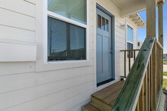 708 38th St in Galveston, TX - Building Photo - Building Photo