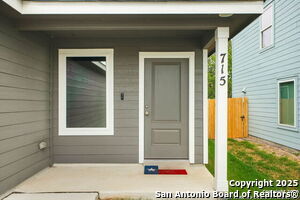 715 Wildcatters Wy in San Antonio, TX - Building Photo - Building Photo