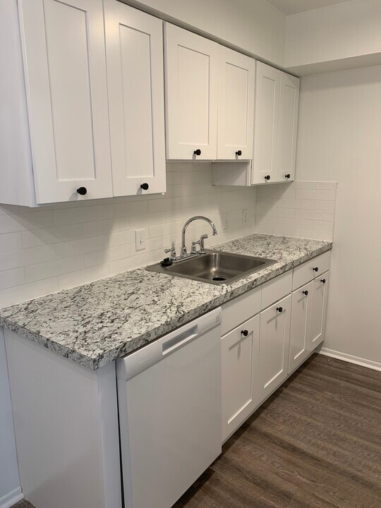 Knollwood Village Apartments in Grand Blanc, MI - Foto de edificio