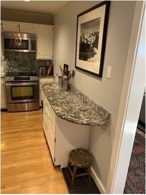 13 Louisburg Sq, Unit A in Boston, MA - Building Photo