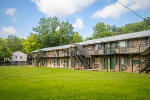 Southmont Apartments in Knoxville, TN - Building Photo