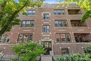 3546 N Bosworth Ave, Unit 1 in Chicago, IL - Building Photo