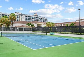 3145 NE 184th St in Aventura, FL - Building Photo - Building Photo