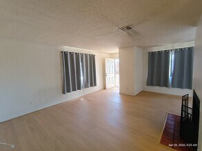 6228 Ilanos Ln in Las Vegas, NV - Foto de edificio - Building Photo