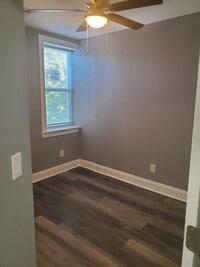 1607 Division St photo'