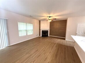 314 Creek Manor Way in Suwanee, GA - Building Photo - Building Photo