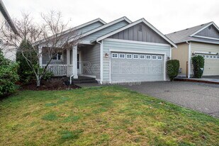 20121 96th Ave E in Graham, WA - Building Photo