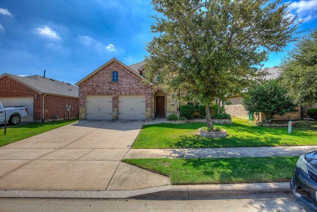 640 Bareback Ln in Fort Worth, TX - Building Photo