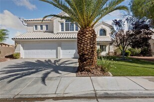 2890 Skowhegan Dr in Henderson, NV - Building Photo