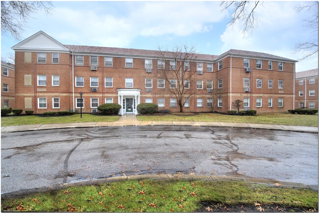 13793 Cedar Rd Apartments and Nearby South Euclid Apartments For Rent ...