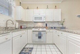 706 Riverwalk Dr in Myrtle Beach, SC - Building Photo - Building Photo
