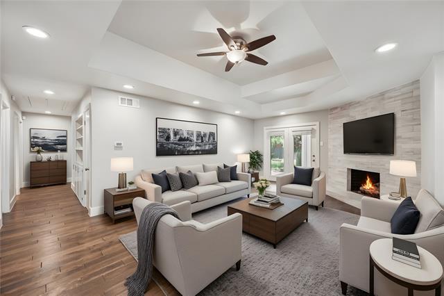 property at 6820 E Mockingbird Ln