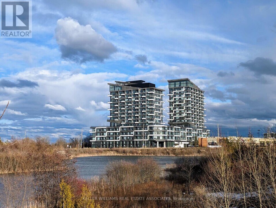 2489-2489 Taunton Rd in Oakville, ON - Building Photo