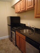 591 Beacon St, Unit 5 in Boston, MA - Foto de edificio - Building Photo