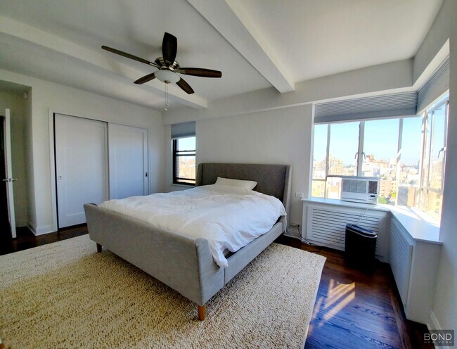 property at 20 5th Ave