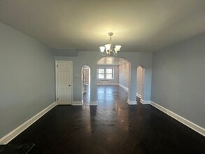 3403 Chippendale Ave in Philadelphia, PA - Building Photo - Building Photo